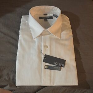 100% Cotton White Kenneth Cole Reaction Wrinkle Free Dress Shirt 16.5 34/35